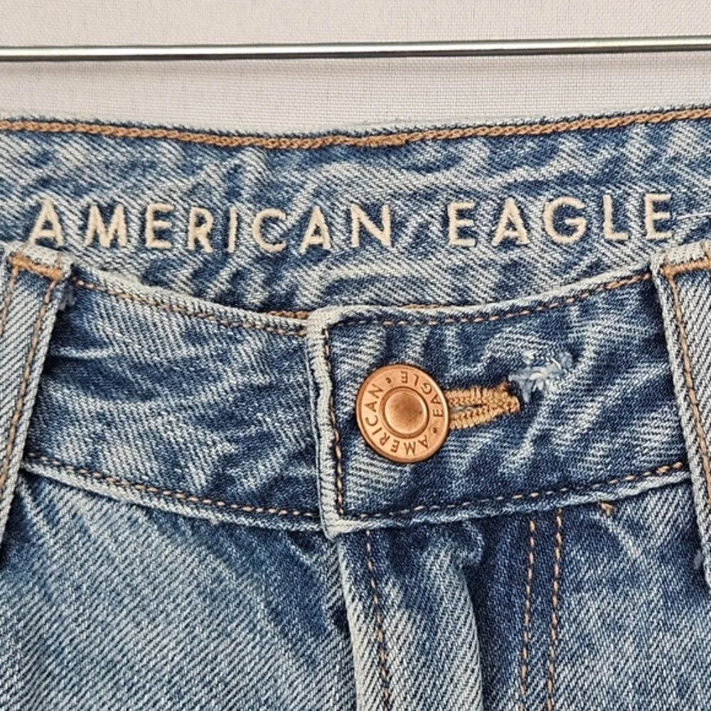 American Eagle Size 000 Distressed RELAXED MOM JEANS - Image 4
