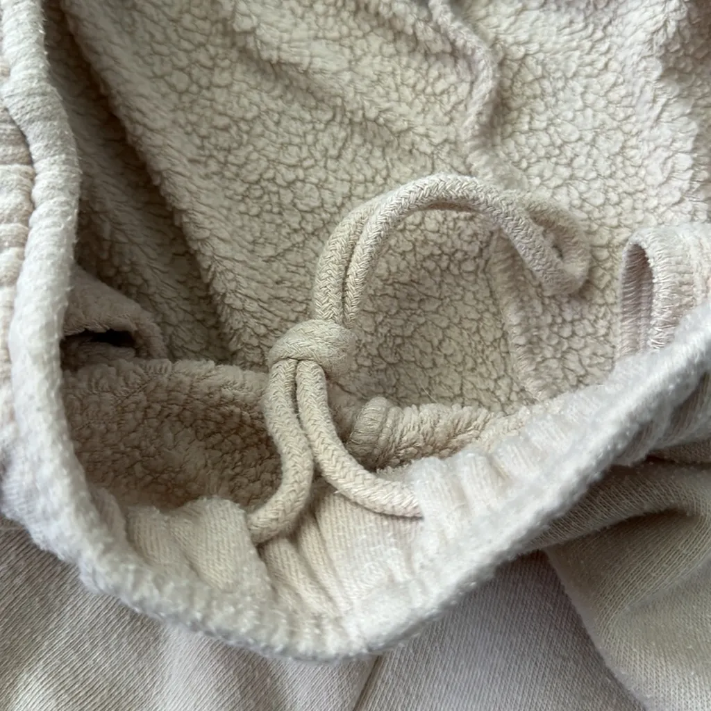 Comfy fleece shorts - Image 5