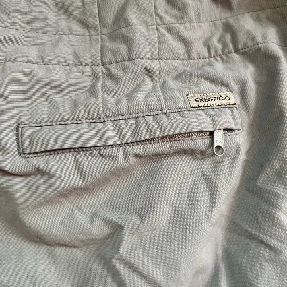 ExOfficio army green hiking pants size large - Image 7