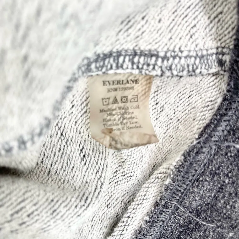 EVERLANE Sweater Women Size Medium Raglan Style Gray Short Sleeve Swoop Neck - Image 3