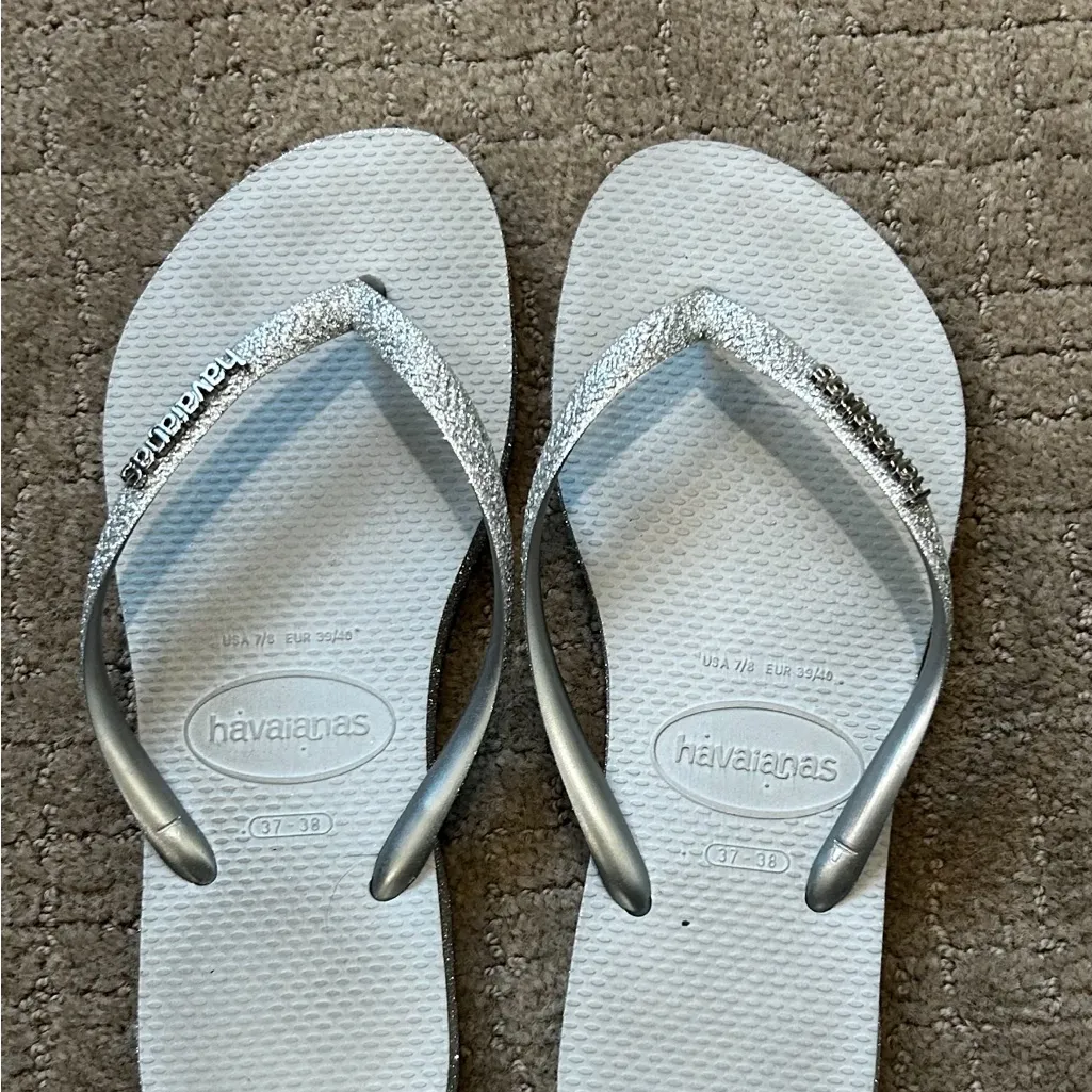 Havaianas Women's Slim Sparkle II Flip Flops in Grey/Silver Size 37-38 (US 7-8) - Image 2