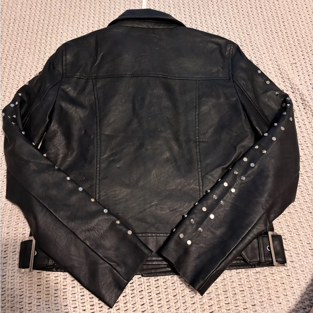 Love tree Studded Black faux Leather Jacket size medium women’s - Image 5