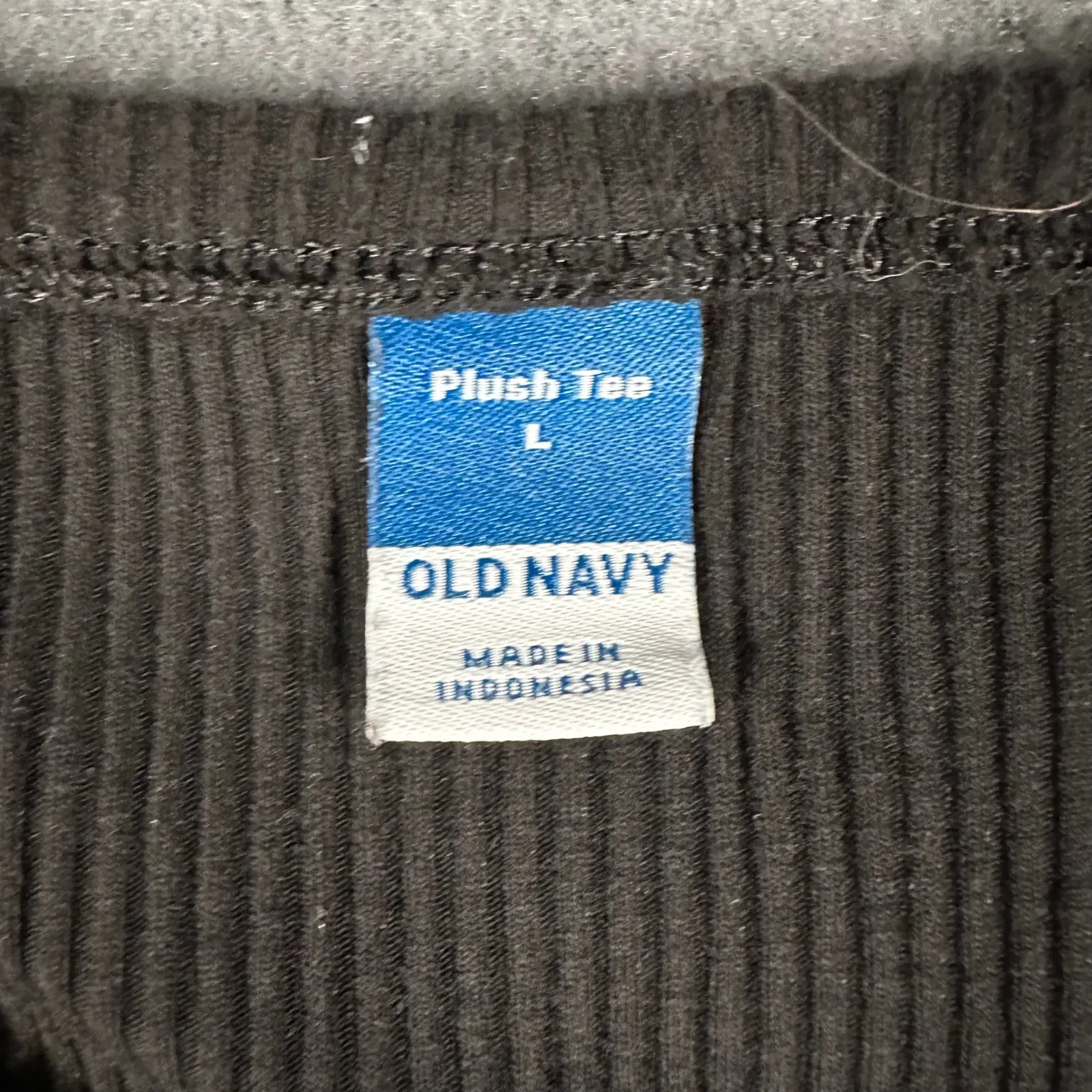 Old Navy Plush Tee Womens Large Long Sleeve Plush Ribbed Tee Black Pullover Y2K - Image 3