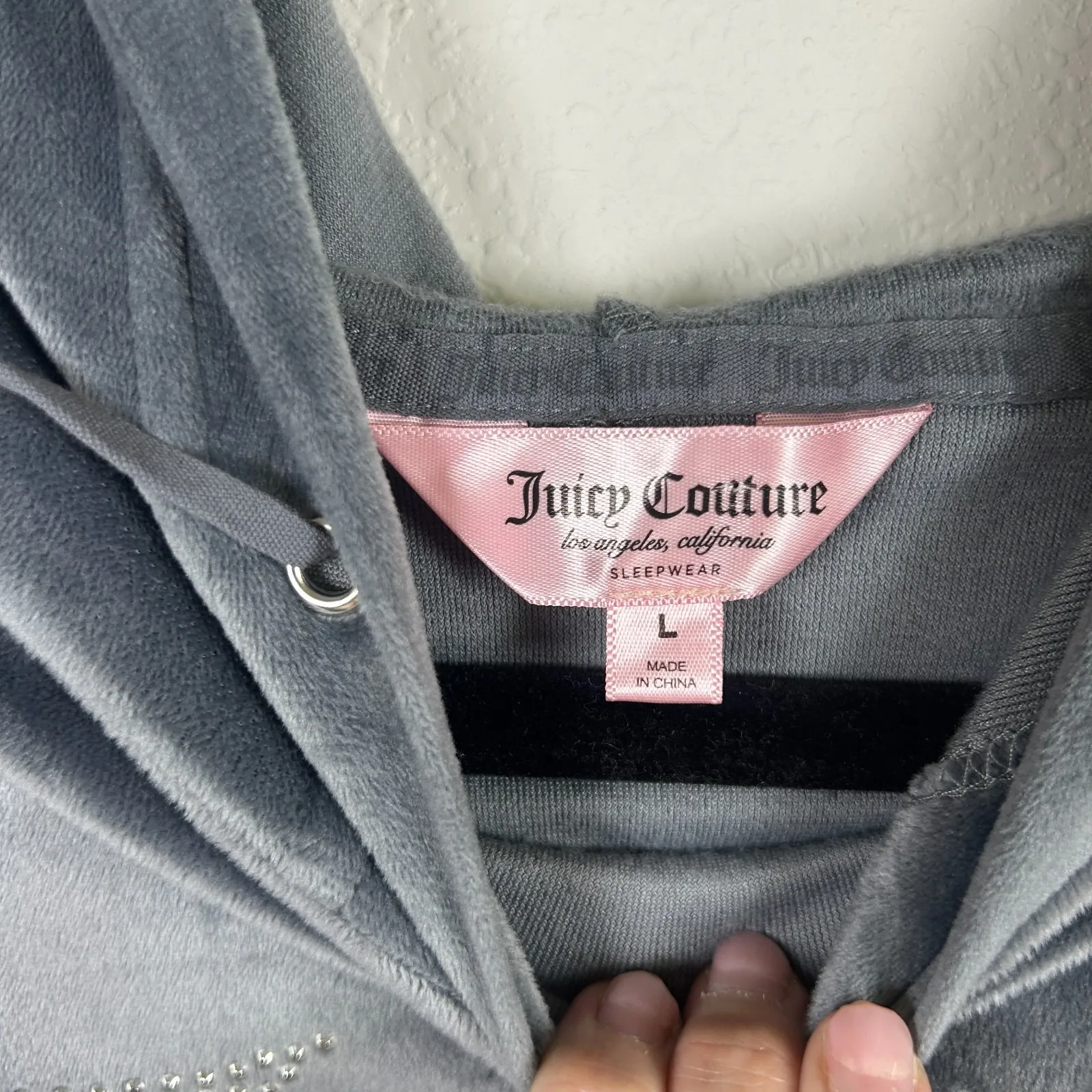 Juicy Couture Sleep Hoodie Large Gray Velour Pullover Crop‎ Top Y2K Nostalgic - Image 3