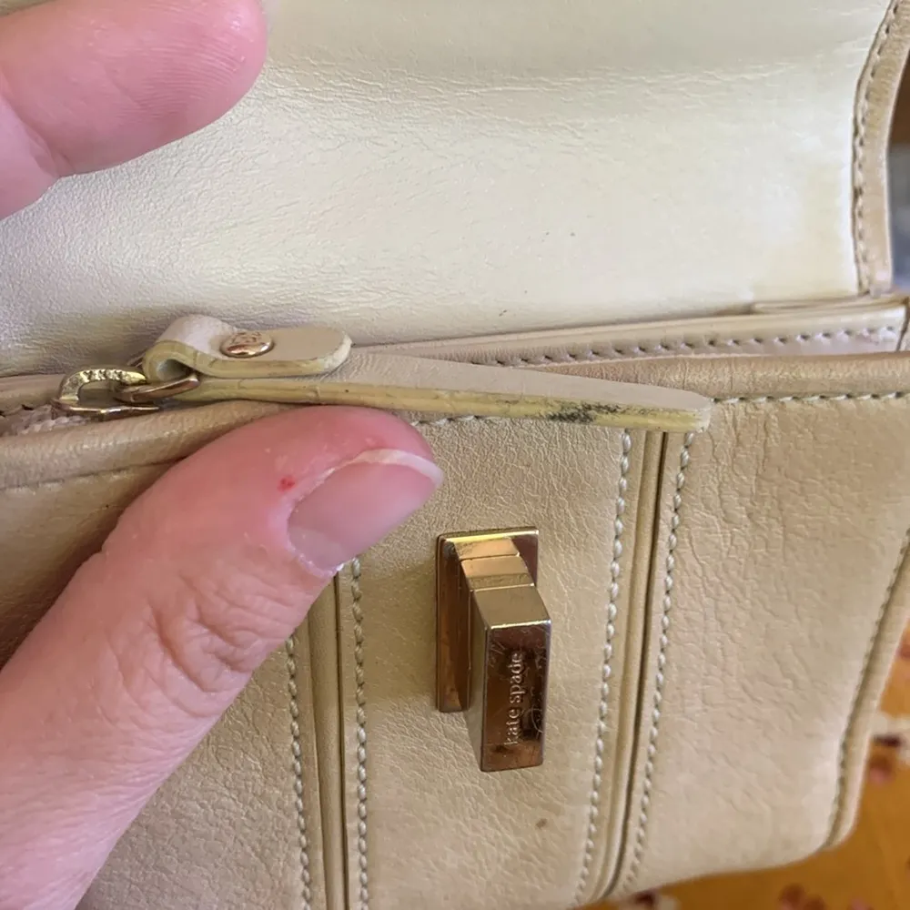 Kate Spade Vintage Trifold Cream Tan Leather  Wallet Gold Turn Lock Coin Purse - Image 6