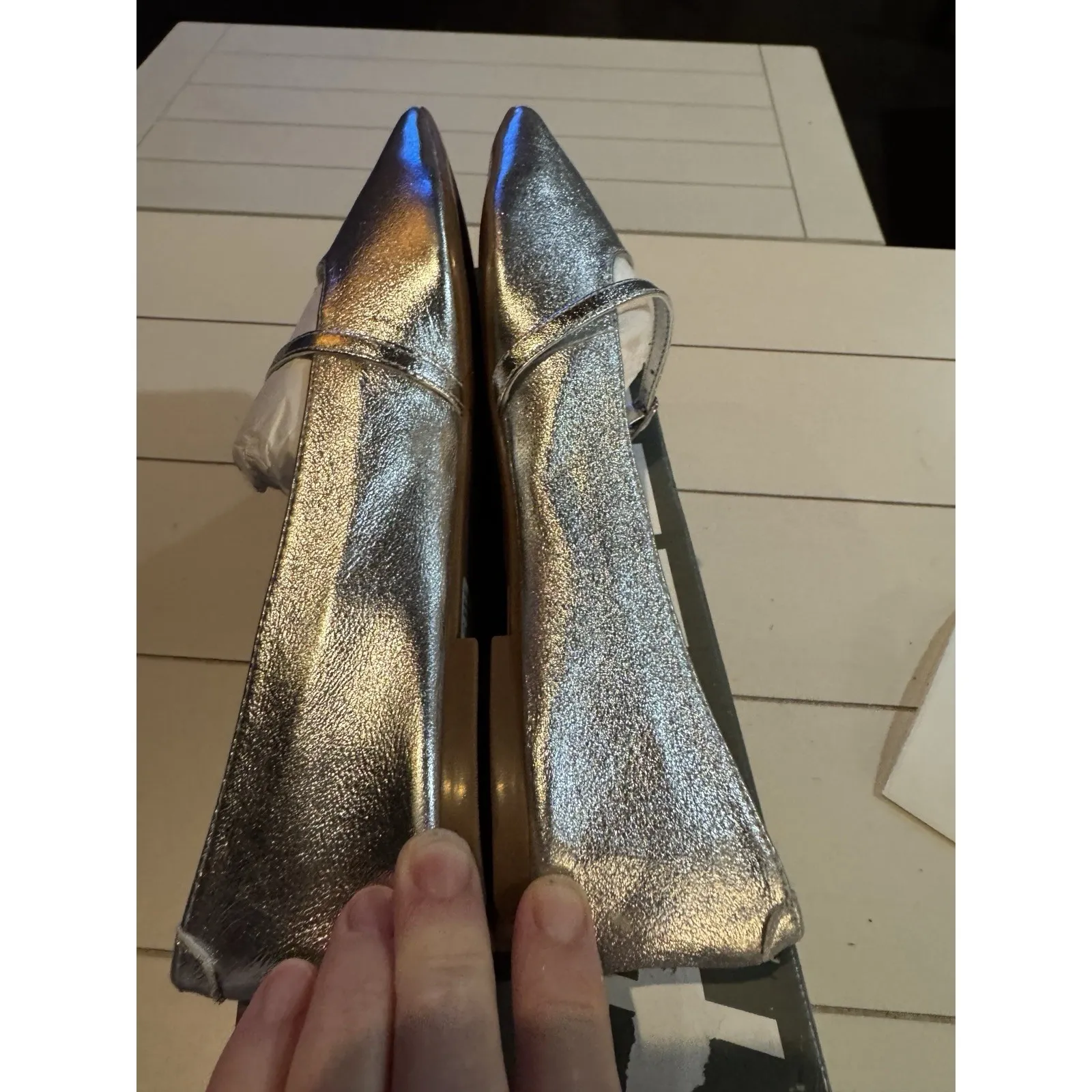 Arezzo Eleanor Women's Ballet‎ Flats Mary Janes Buckle Size 7.5 Silver - Image 8