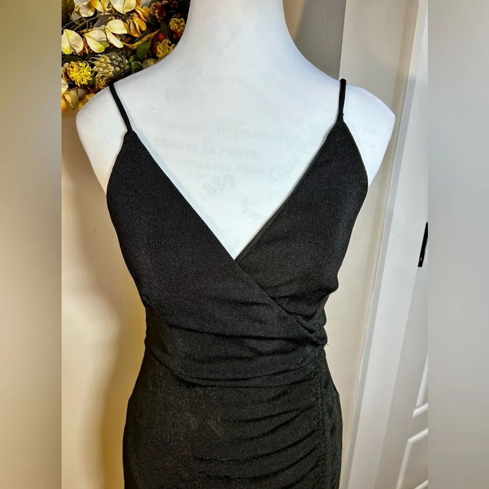 MABLE Side Ruched/Cinched Self Tie Strappy Little Black Knit Mini Dress Sz S - Image 3