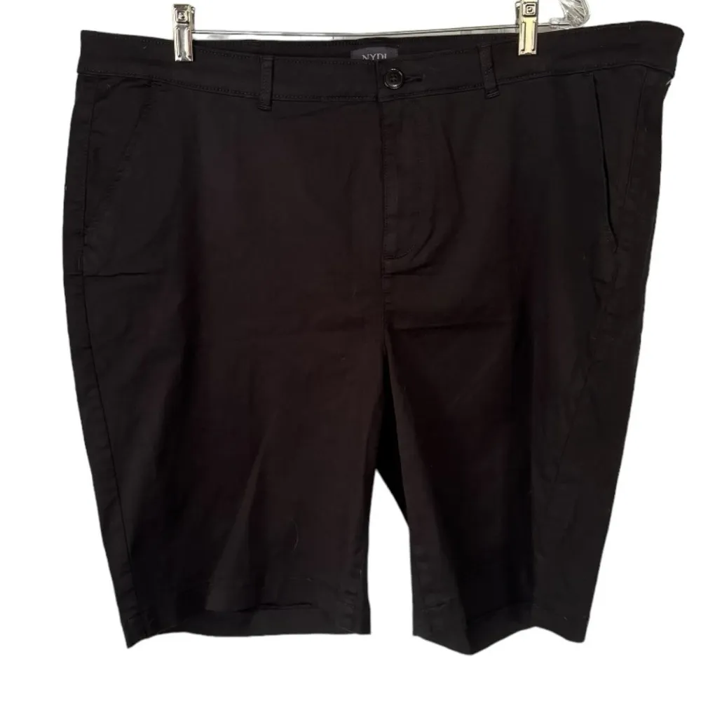 NYDJ Bermuda Shorts In Plus Size In Black Stretch Twill Size 20W - Image 4