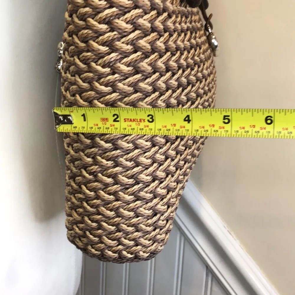 BRIGHTON Braided Straw Wicker Woven Brown Leather Top Handle Shopper Tote Charms - Image 5