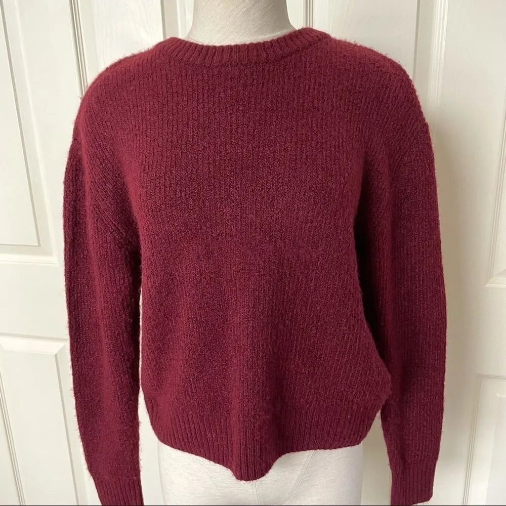 Divided H & M burgundy long sleeved sweater - Image 6