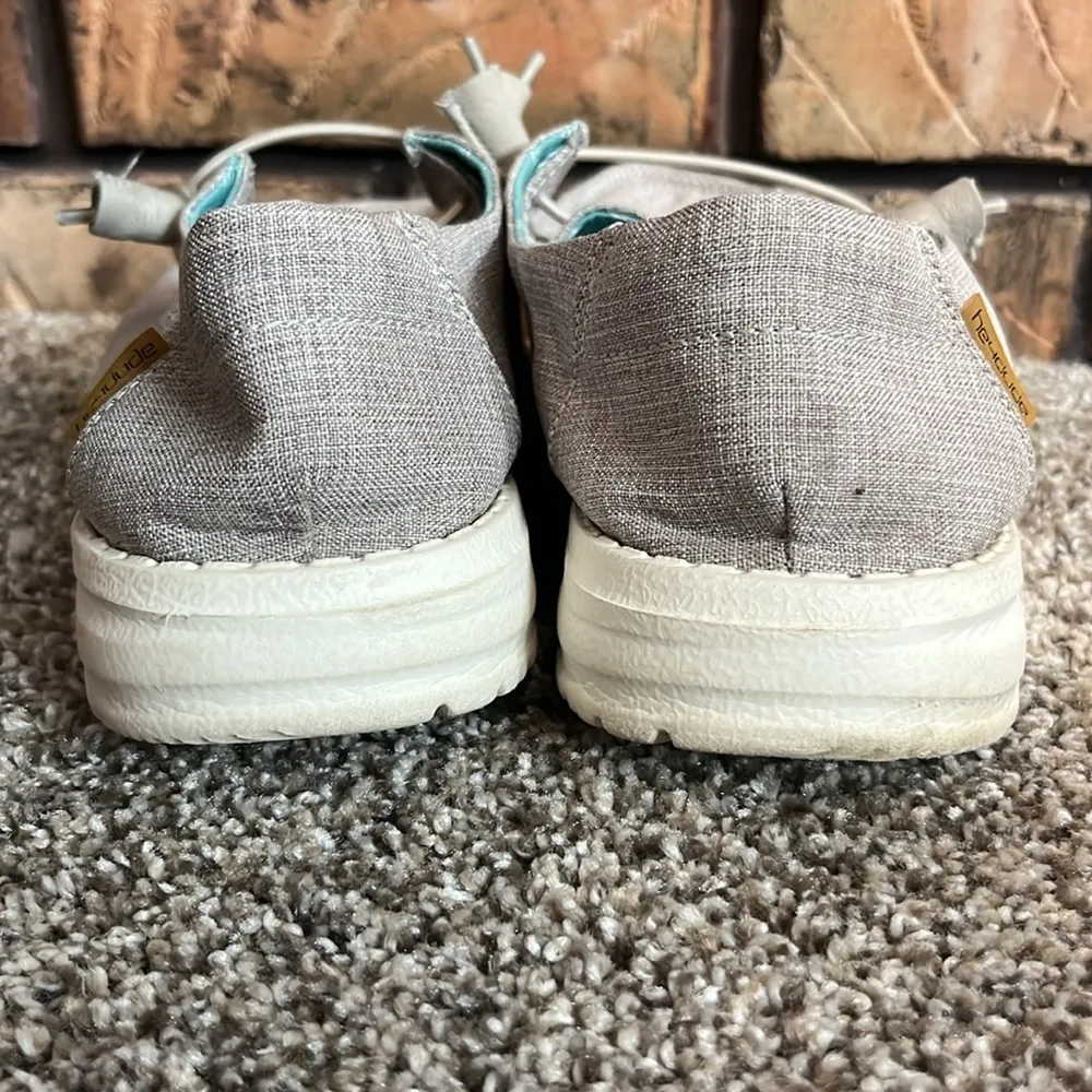 Wendy Women’s Chambray Slip Ons Size 7 - Image 8