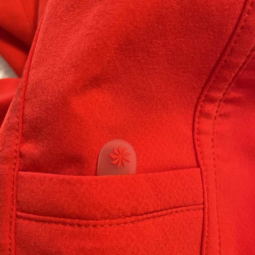 Athleta Shorts size 12 color red BNWOT length 16” waist 36” - Image 6