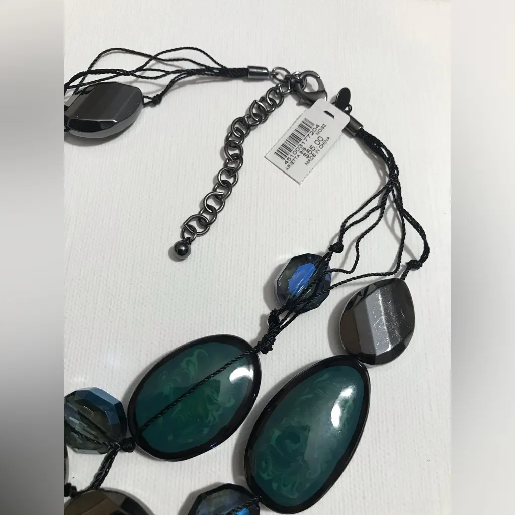 Chico’s Green Gunmetal Acrylic Beads Three Strand Statement Necklace 14” inches - Image 4