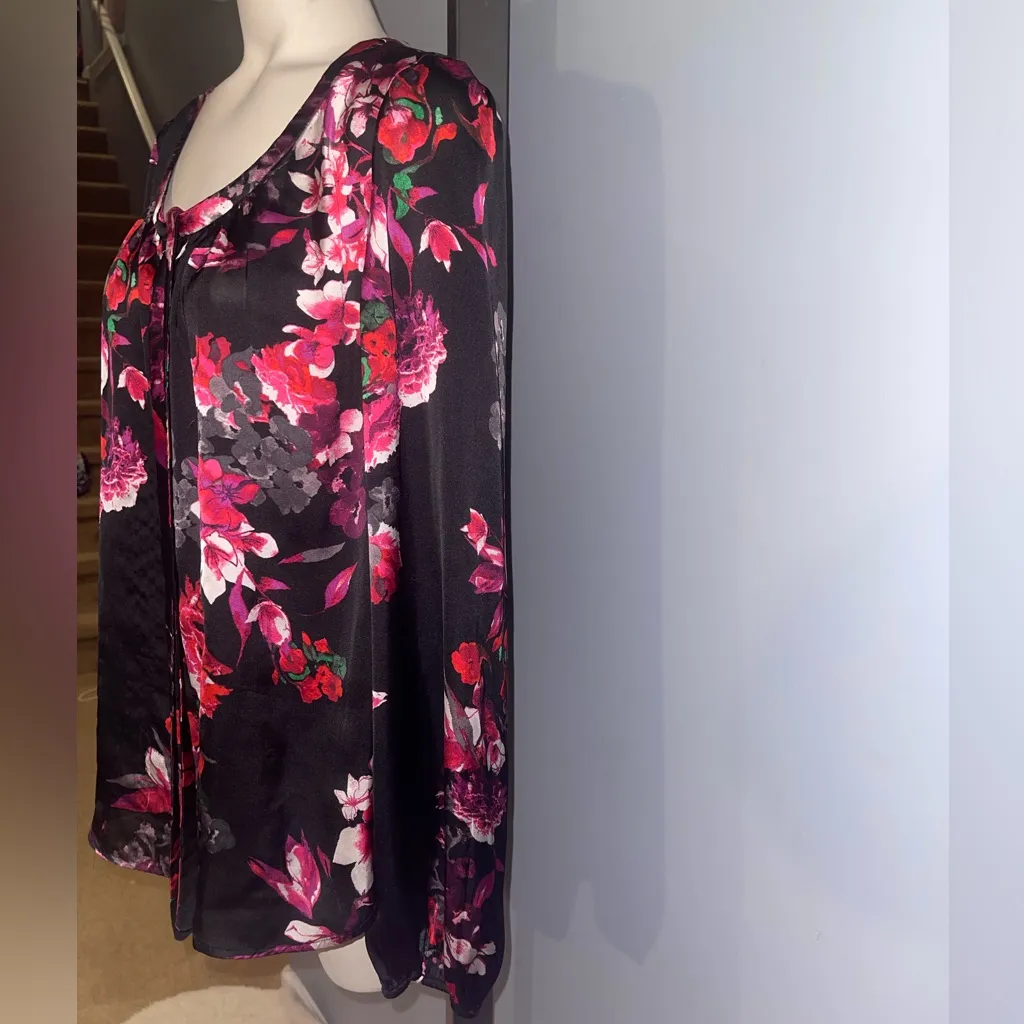 Kirna Zabete for Target Black Floral Blouse top shirt long sleeve woman’s medium - Image 3