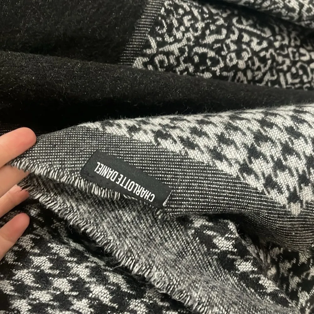 Charlotte Daniel cheetah kimono oversized boho One size shaw Gray - Image 5