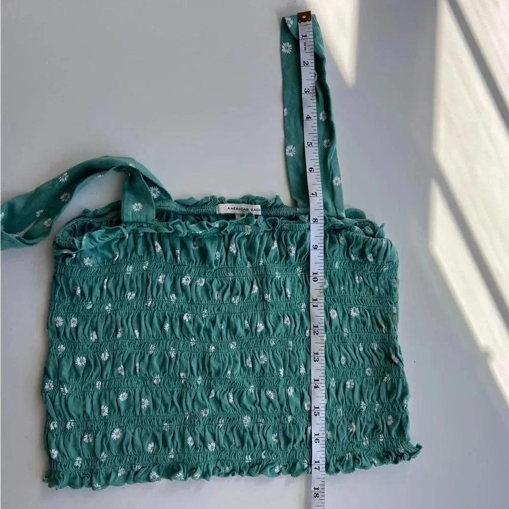 American Eagle Cropped Smocked Tank Top Size Medium - Image 9