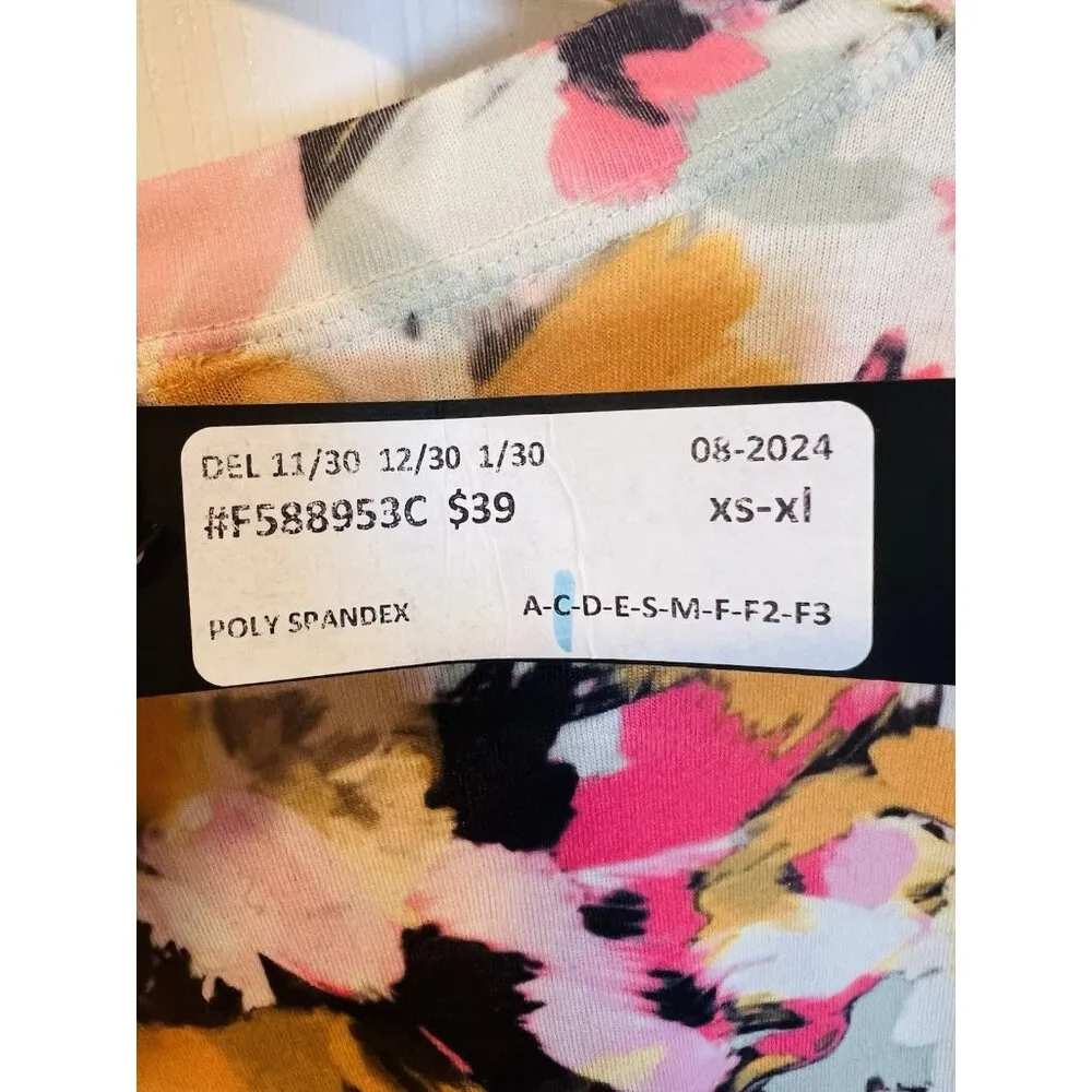 Nally And Millie Abstract Floral Top Size Small 3/4 Sleeves USA Soft Knit Crew Pink - Image 6