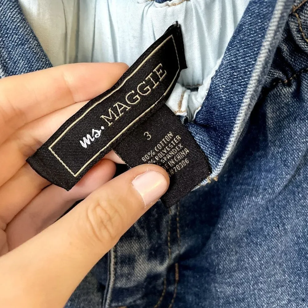 Ms. Maggie jean shorts medium wash pocket cinched waist casual comfortable Blue Size undefined - Image 4