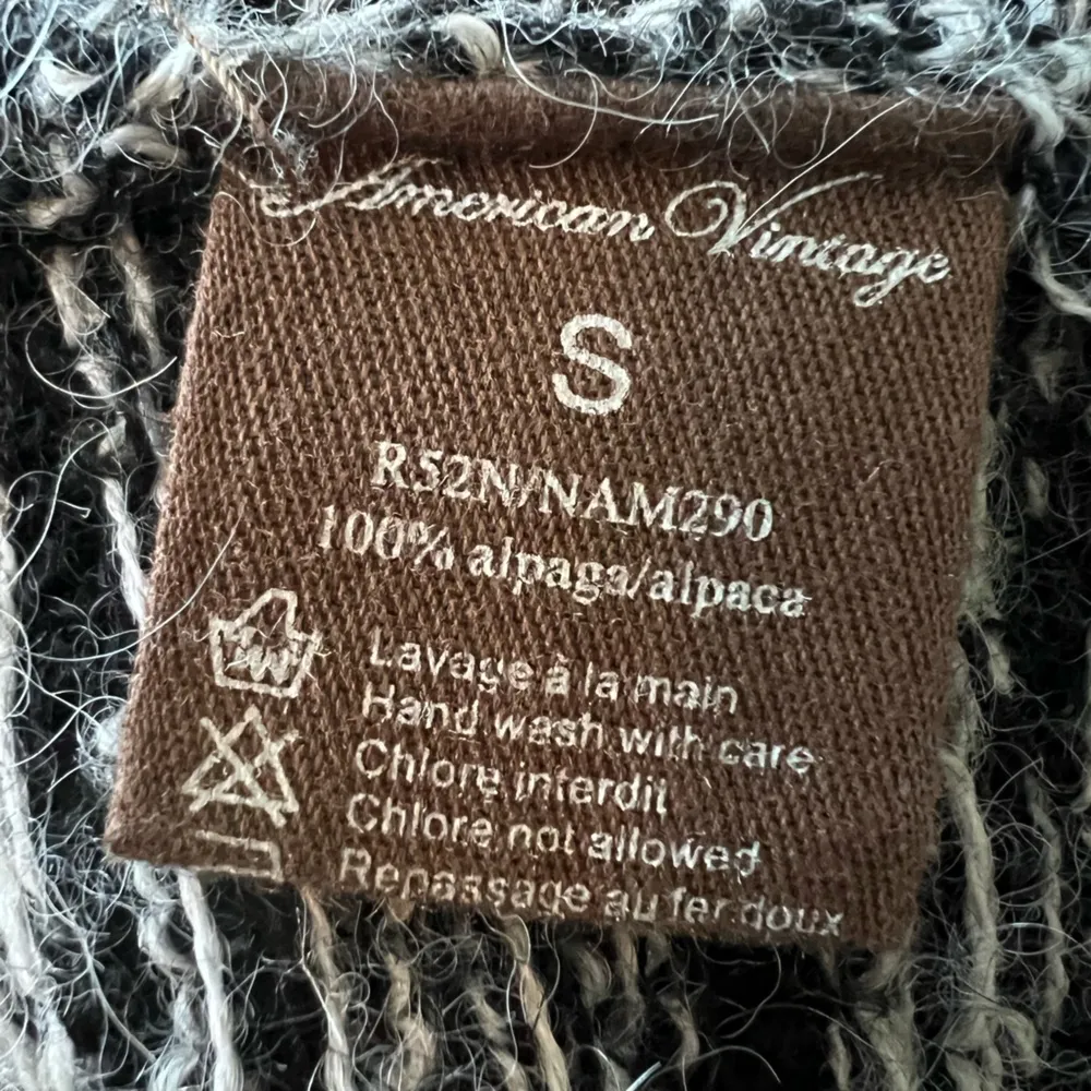 American Vintage Black and White alpaca Cardigan - Image 5