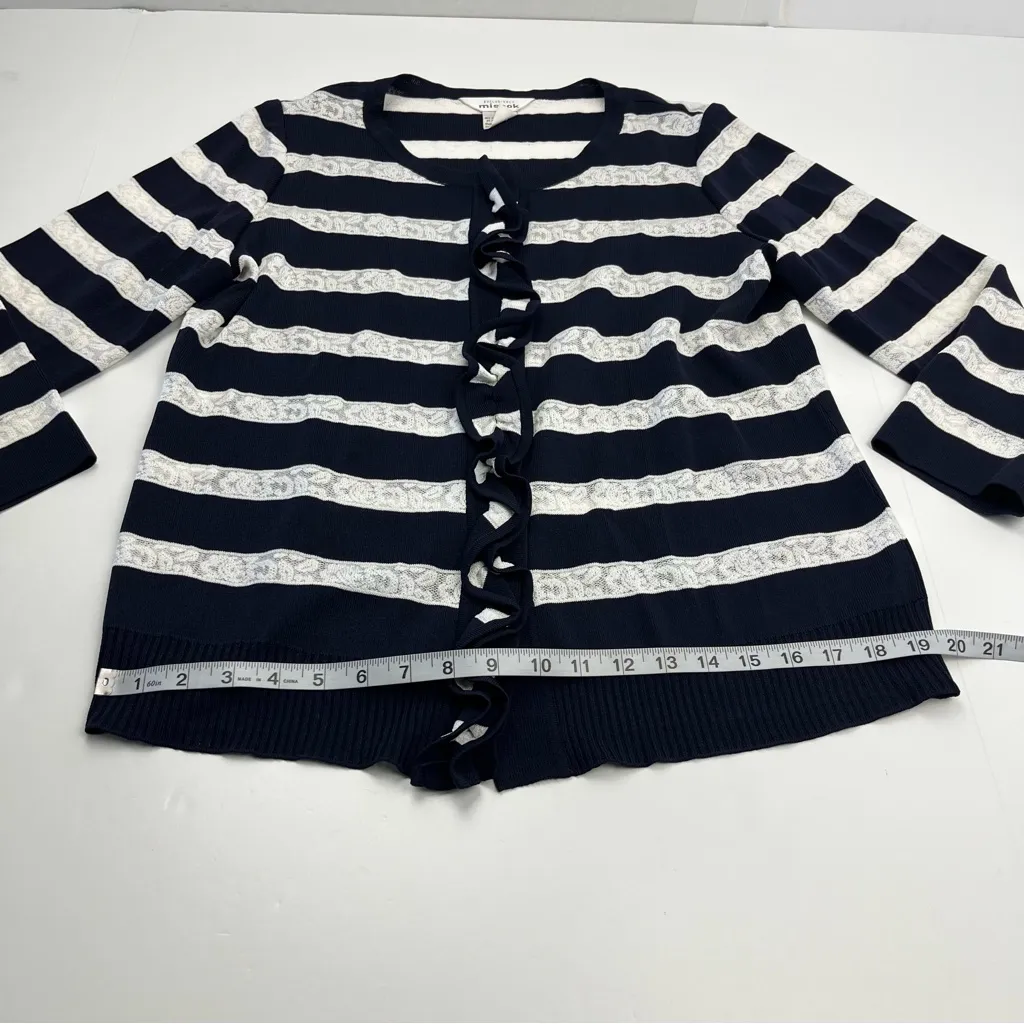 Exclusively Misook Striped Navy Blue‎ White Medium Ruffle Snap Front Cardigan - Image 8