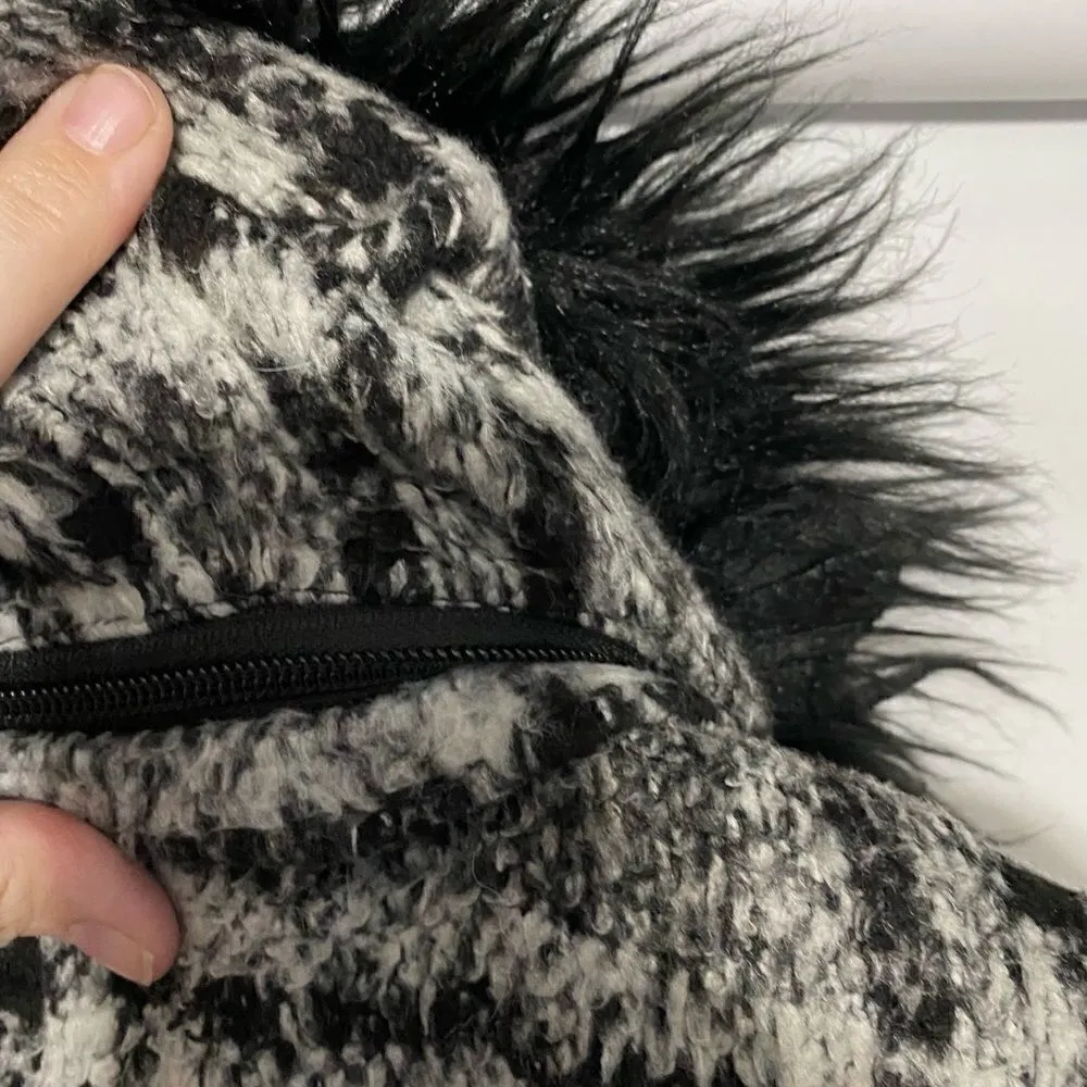 CI Sono black white plaid hood faux fur small - Image 6