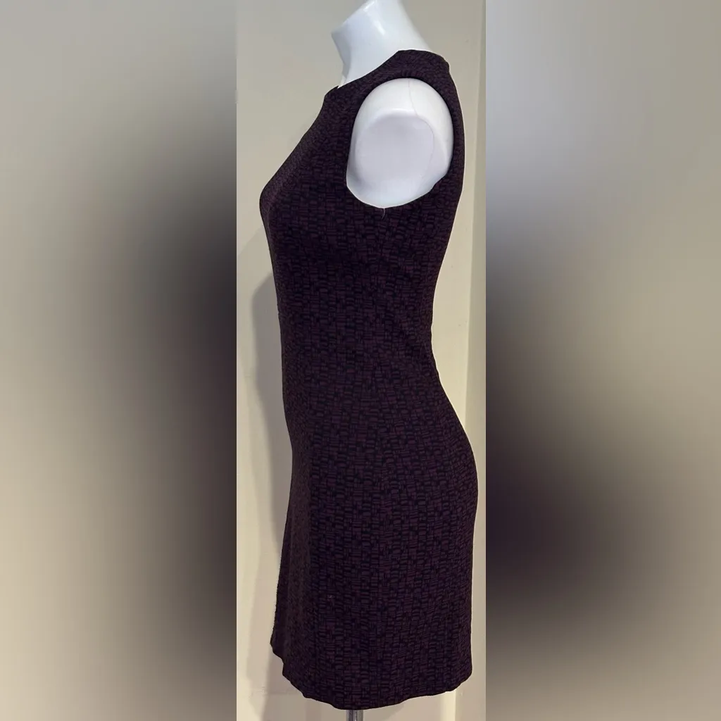 CALVIN KLIEN Black & Dark Purple Geometric Sleeveless Midi  Dress Sz 2. - Image 2