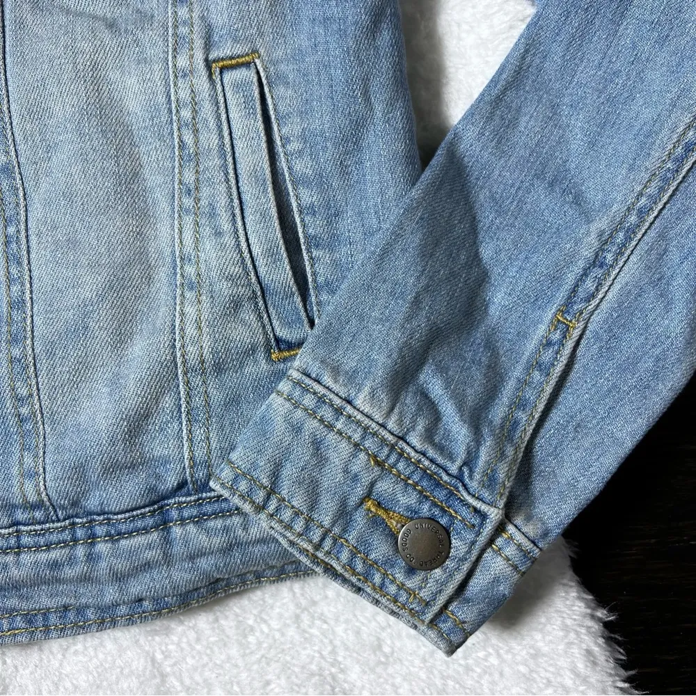 Universal Thread Freeborn Sherpa Lined Denim Jacket - Image 4