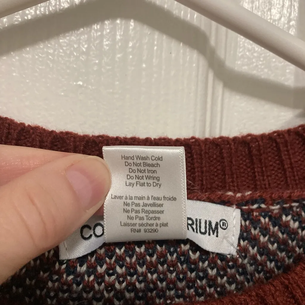 Cotton Emporium New Rust & Navy Cropped Geometric Pattern Knit Sweater - Image 4