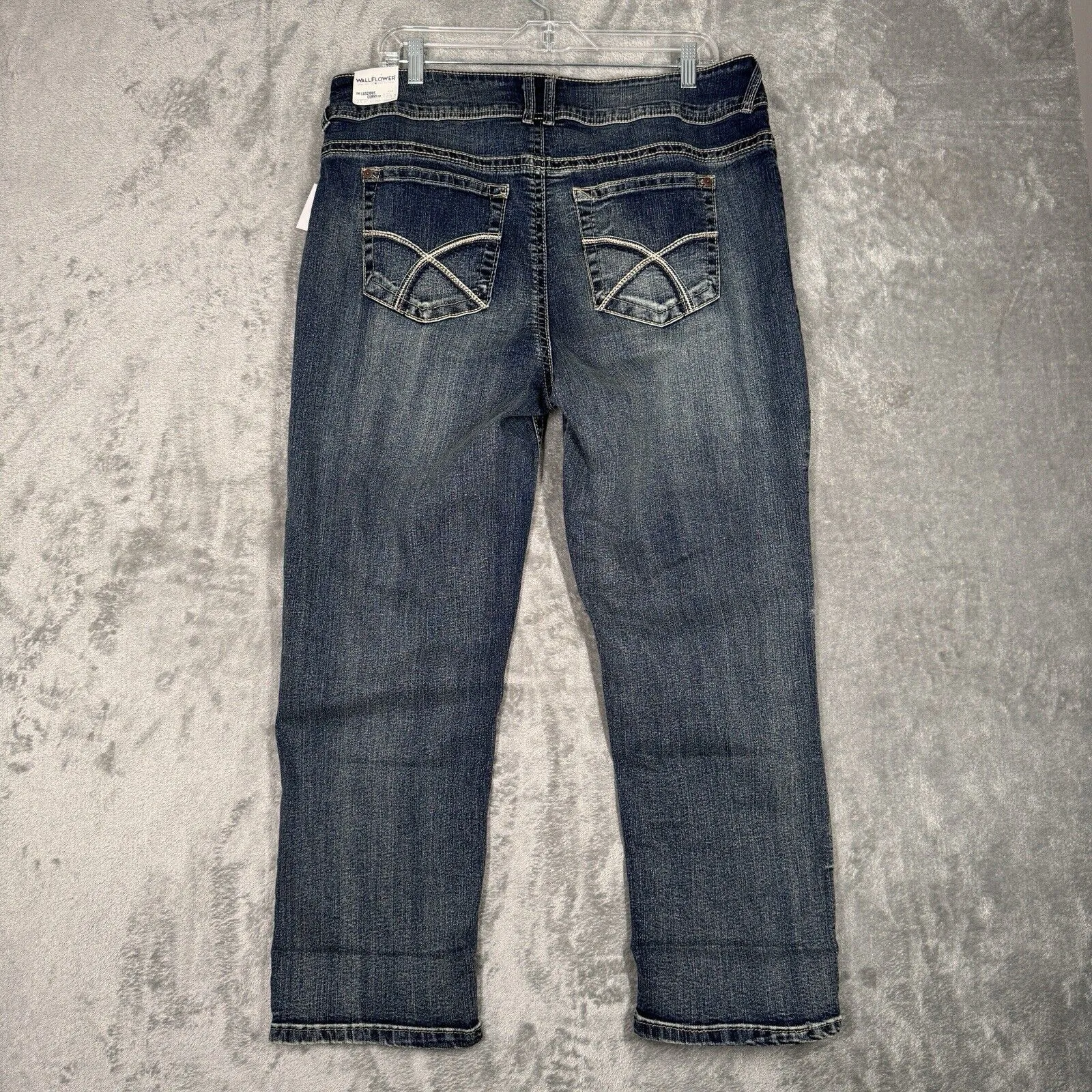 Wallflower Jeans Women 17 33 Blue Luxurious Curvy Fit 23.5" Crop Casual Everyday Size undefined - Image 3