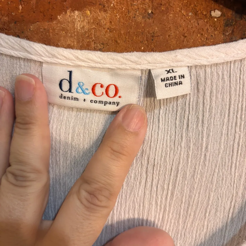 D & Co. womens gauzy embroidered tassel kaftan tunic top white XL - Image 4