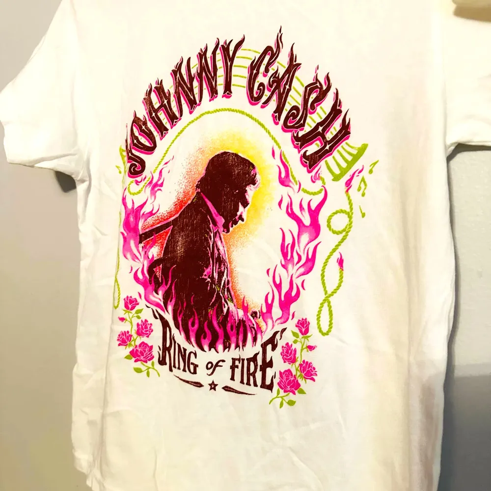 Daydreamer Johnny Cash Ring of Fire Tour T-Shirt in Vintage White Size XS - Image 2