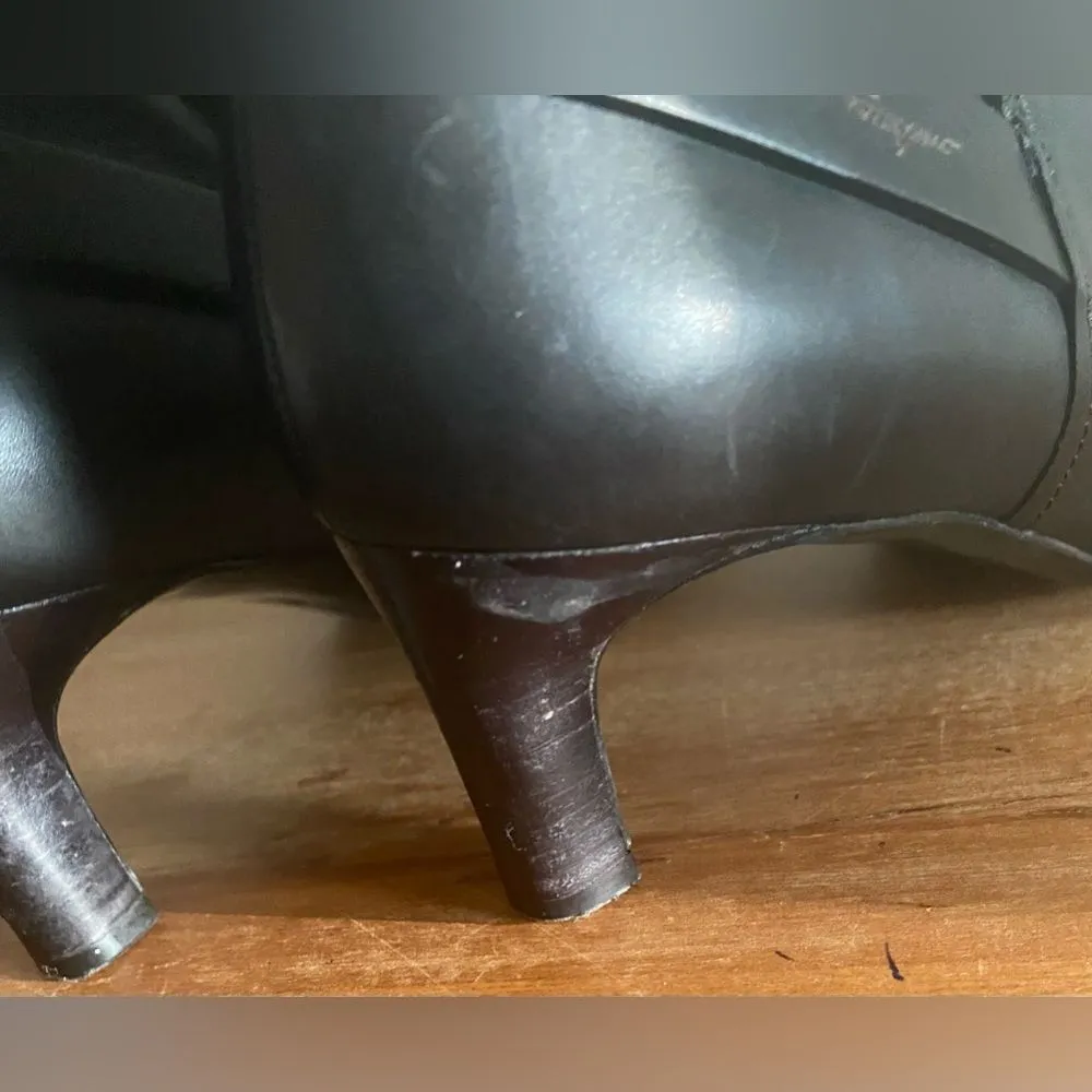 Salvatore Ferragamo Black Leather Ankle Boots Kitten Heel Pointy Square Toe 9.5 - Image 8