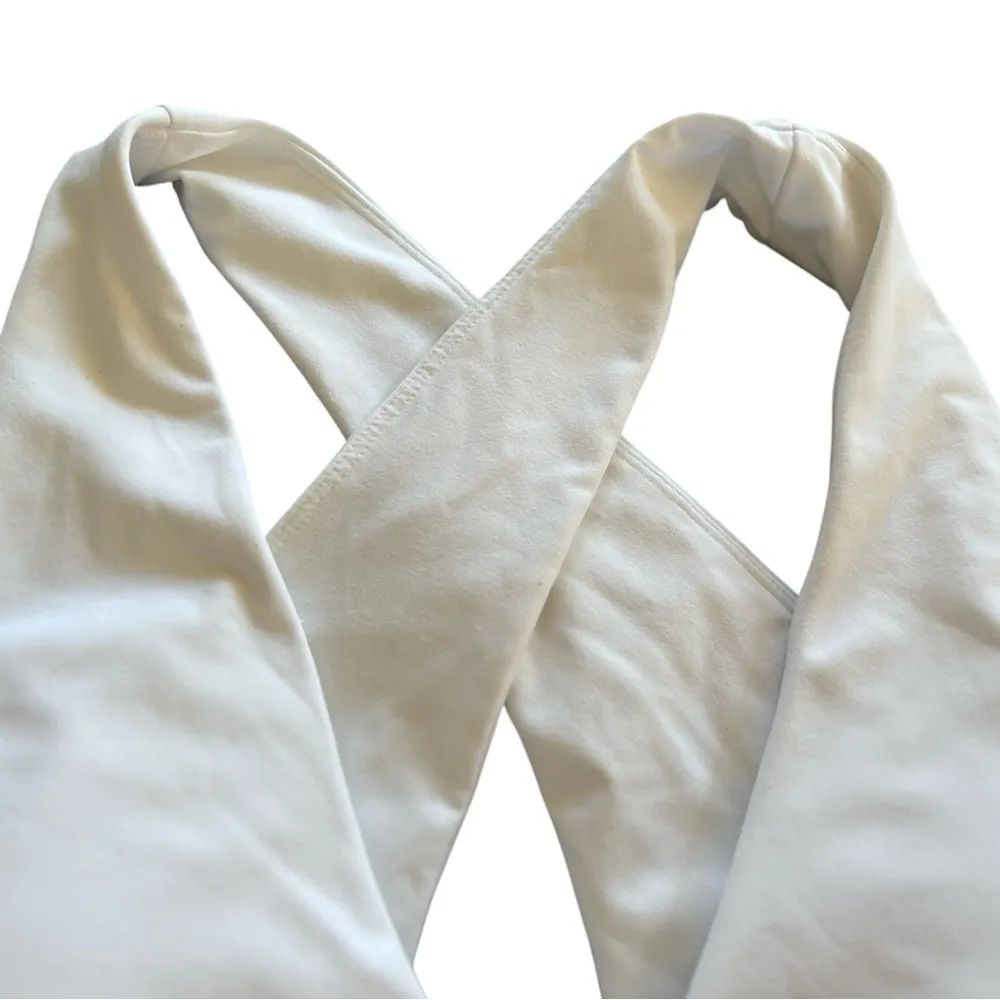 Fabletics Oasis Twist Sports Bra White Size 2X Cut Out Back Yoga Work Out Sporty - Image 4