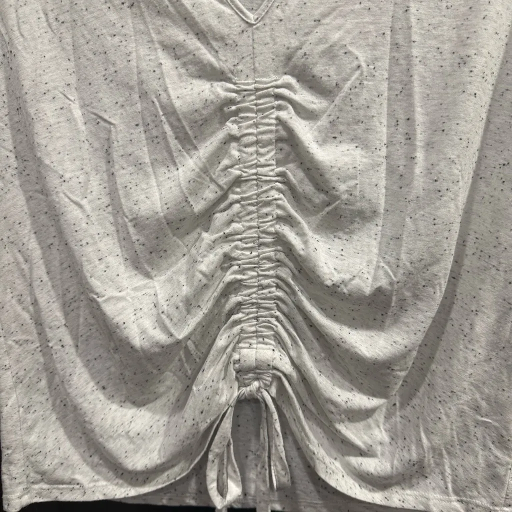 1. State Black and White Speckled Casual Shirt w/tie front detail Size Small - Image 4