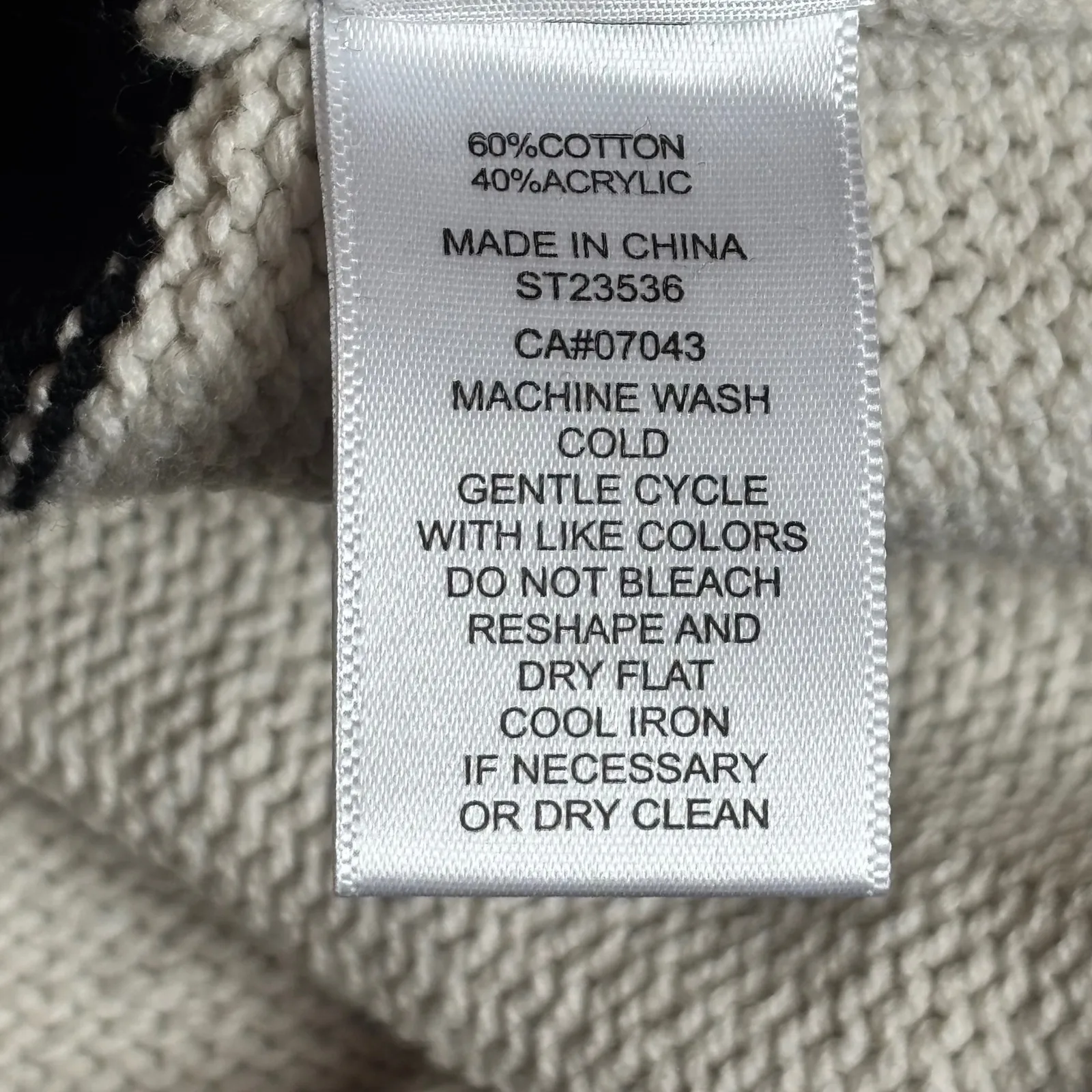 Sincerely Jules Black Cream Striped Collared Knit Sweater Size Small - Image 4