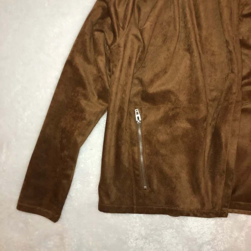 NWT Blank NYC Tan Faux Suede Hooded Moto Jacket. Size Small - Image 5