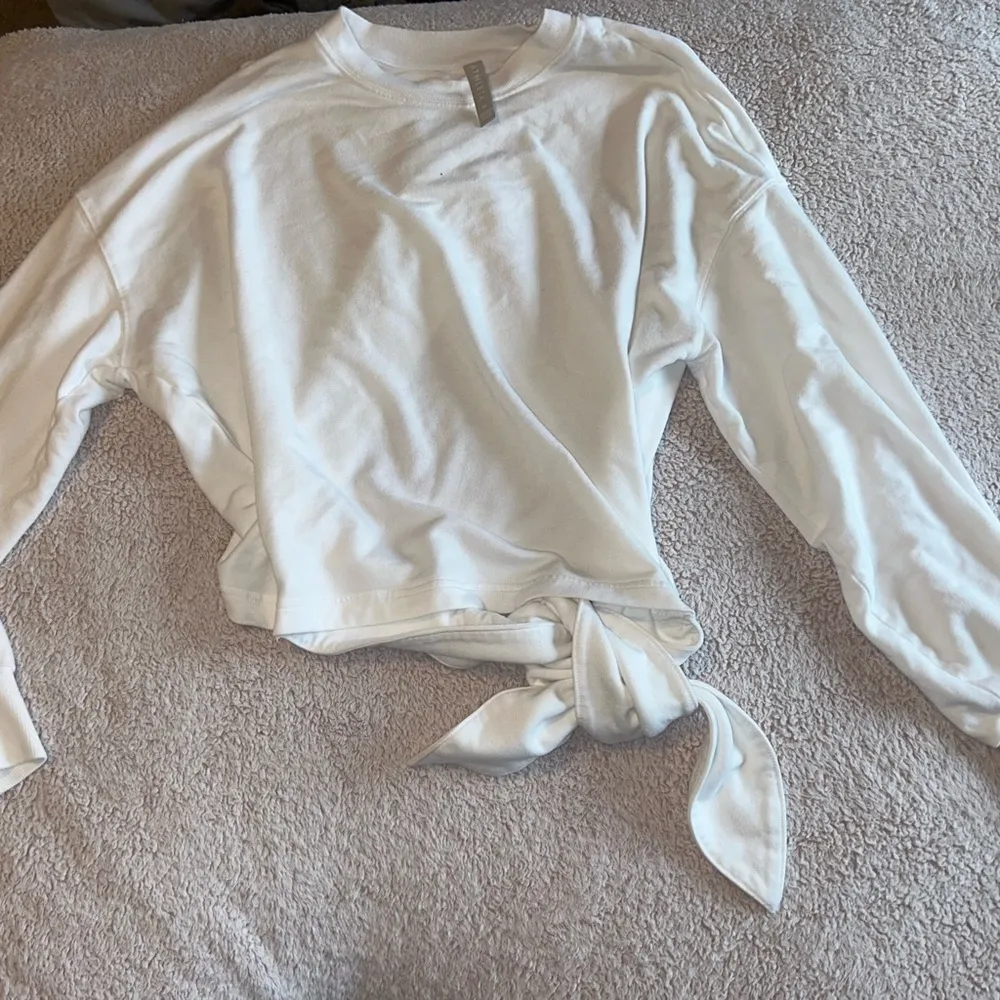 Yoga Cross Tie Back - Image 3