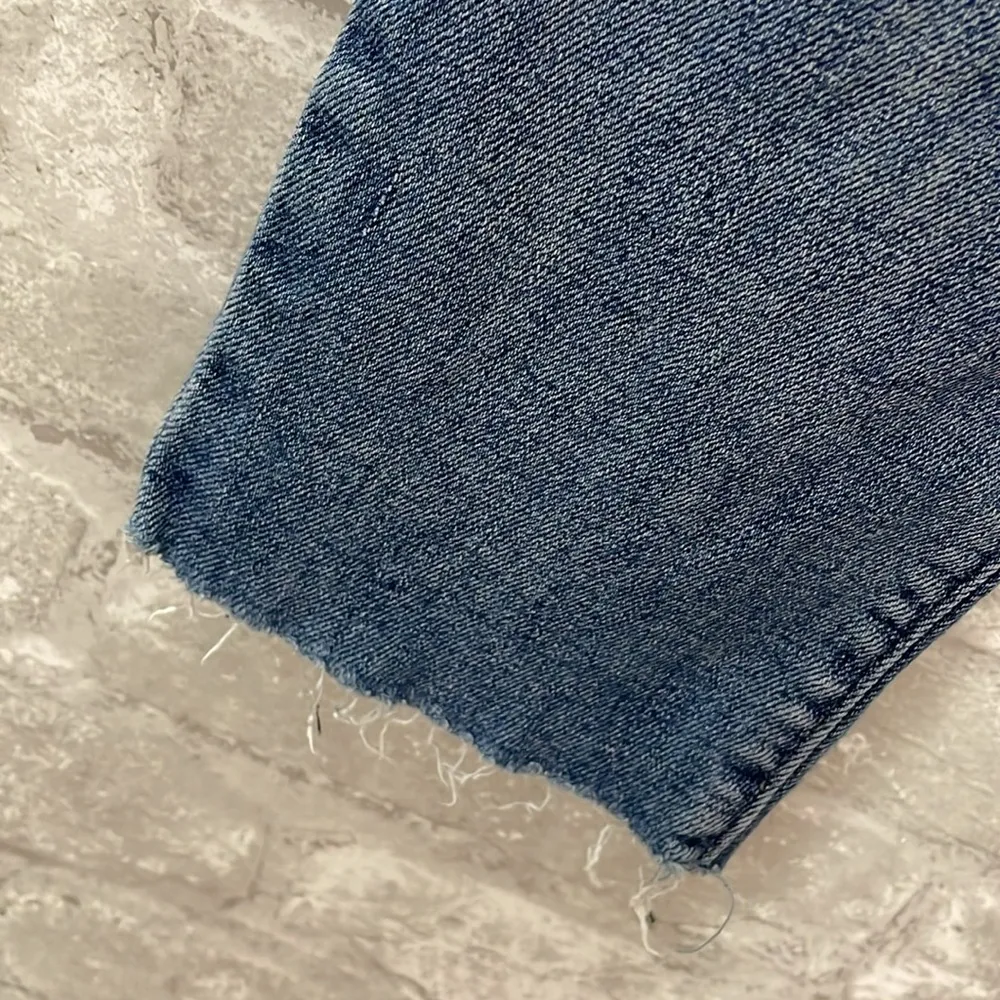 Hollister Ultra High Rise Mom Jeans - Image 3