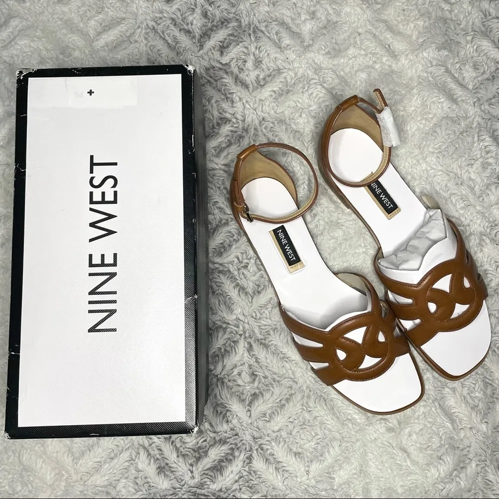 Nine West Genna Flat Sandals in Natural Leather - Image 2