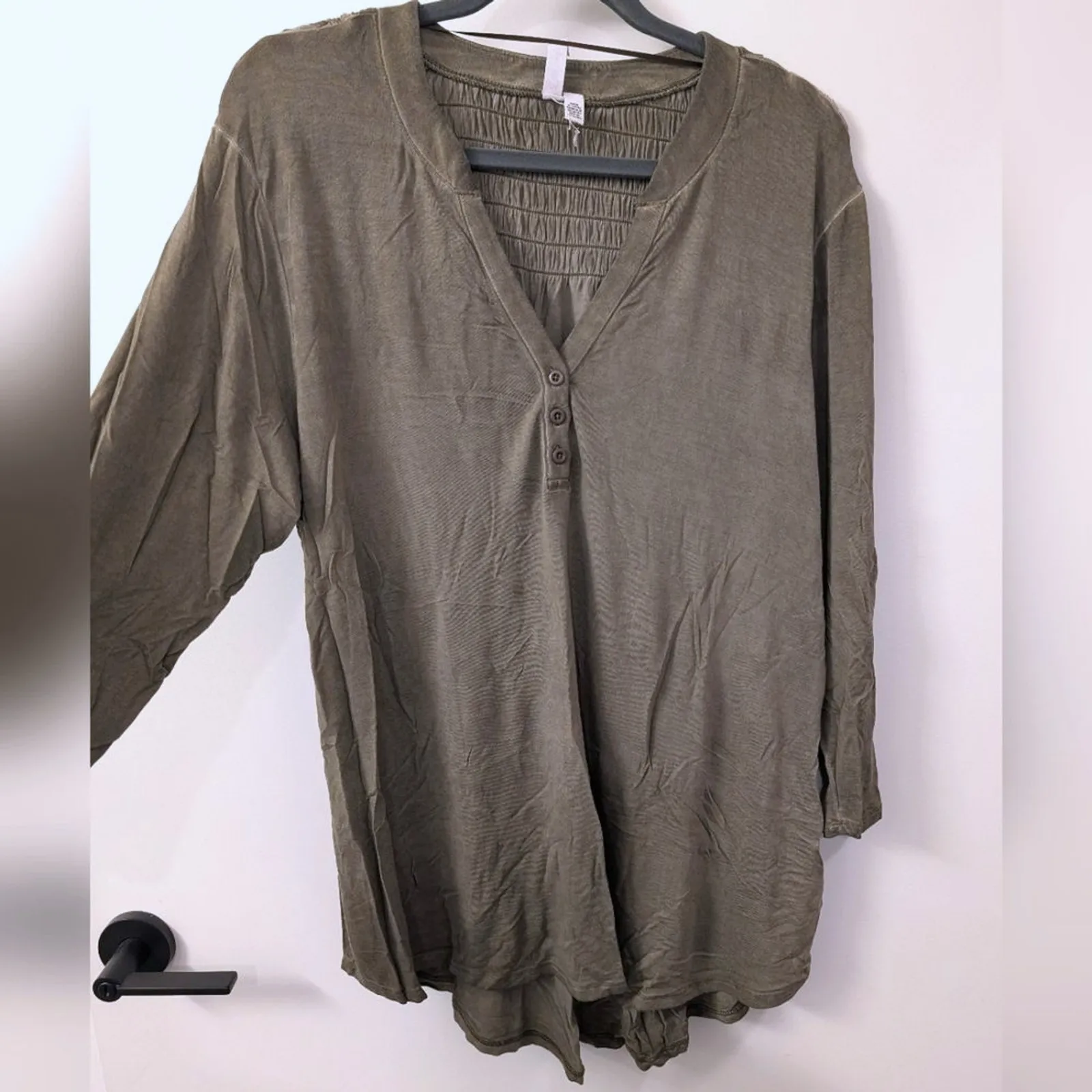Cable & Gauge XL Olive Green Henley Hi Low Tunic Top Jersey Knit Shirt - Image 3
