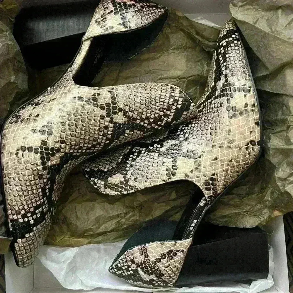 Charles David  Faux Snake Skin Heel Booties 8.5 - Image 2