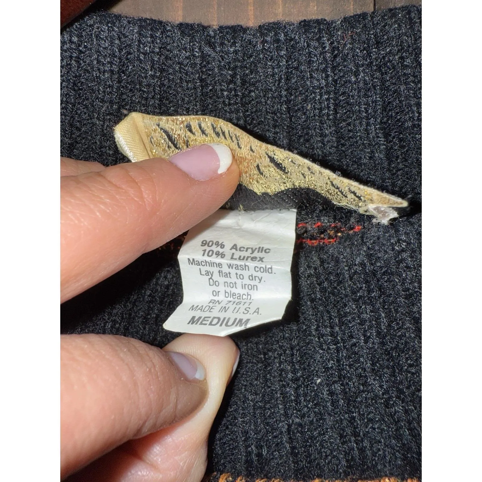 VTG‎ Dana Scott Sweater Womens Sz M Red Gold Metallic Oversized USA Size M - Image 3