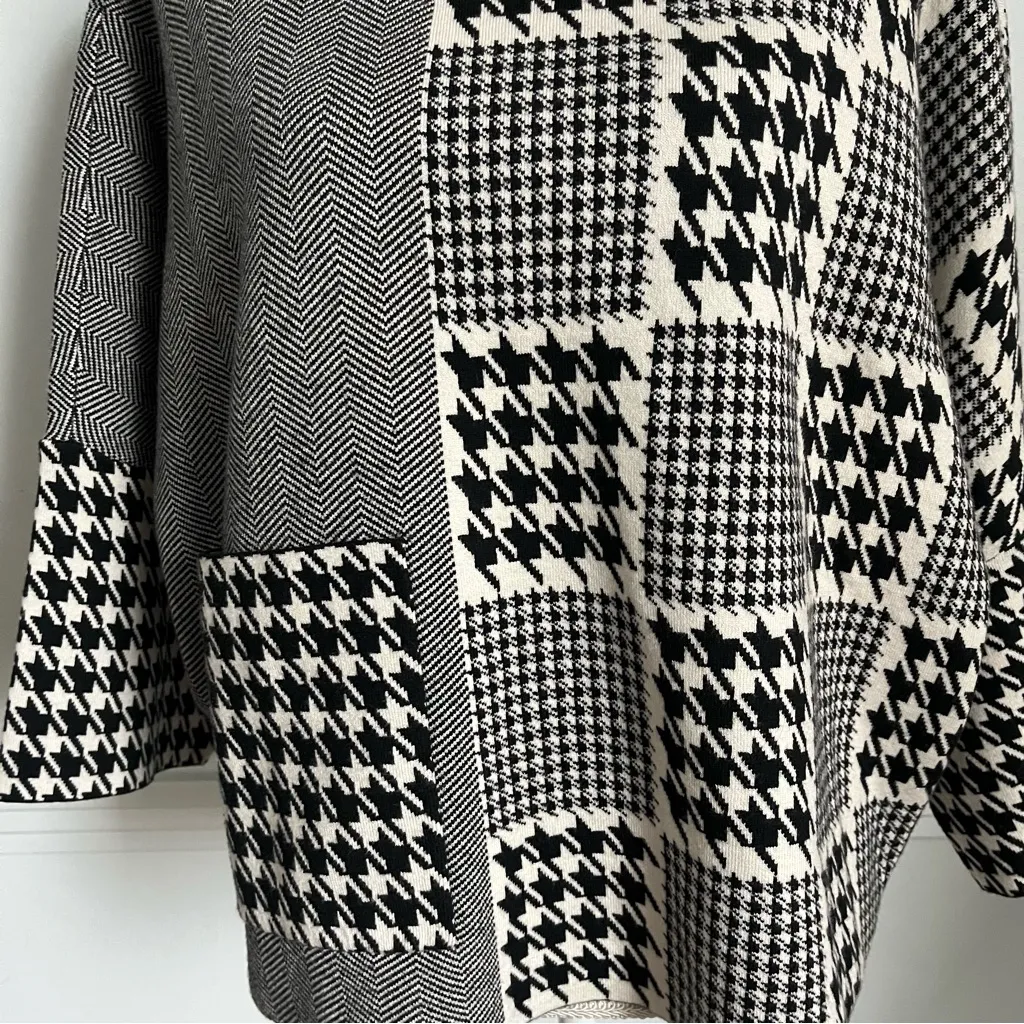 Joseph Ribkoff • White and Black Houndstooth Patchwork Patterned Sweater - Image 5