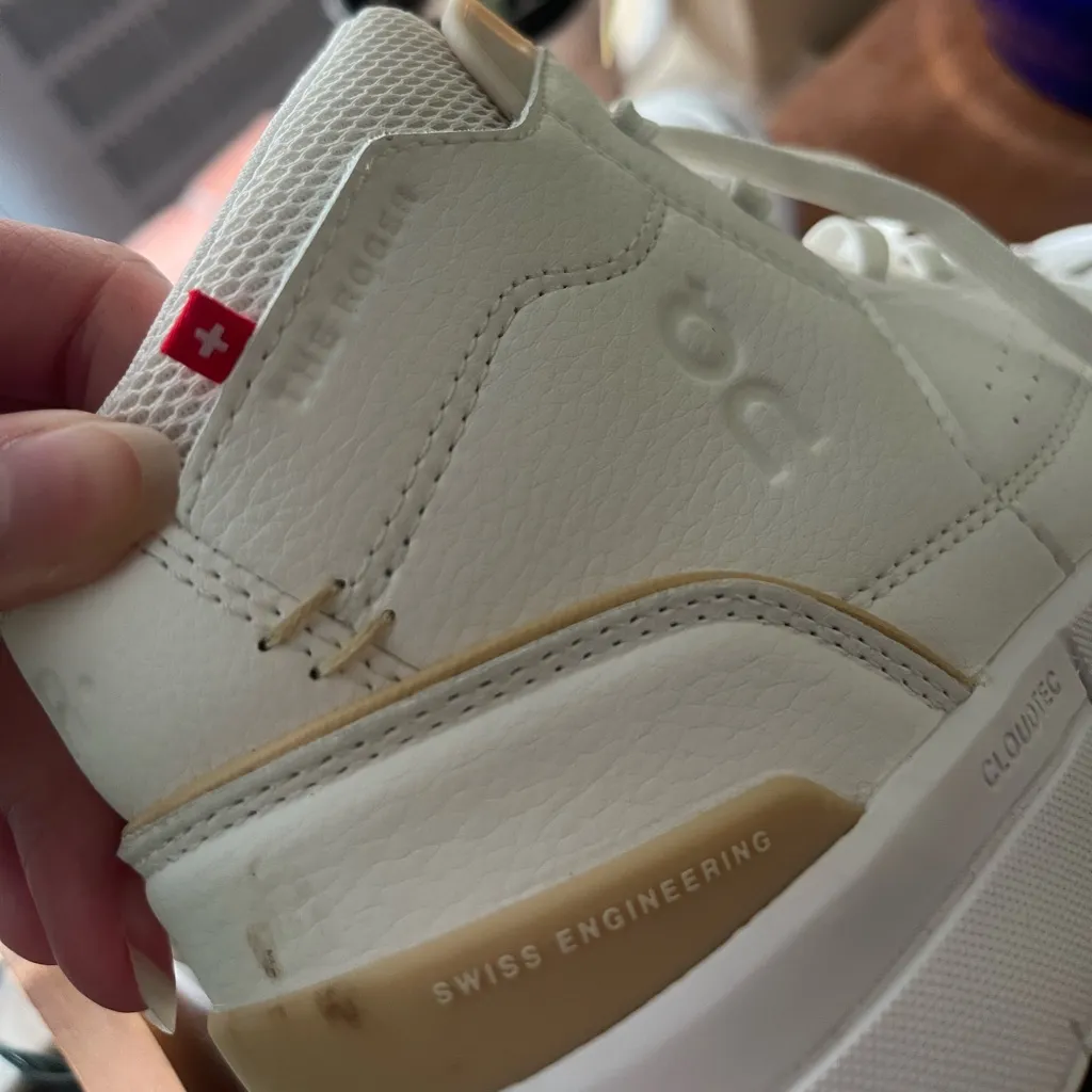 On The Roger Clubhouse Mid Sneaker White Size 8.5 - Image 7