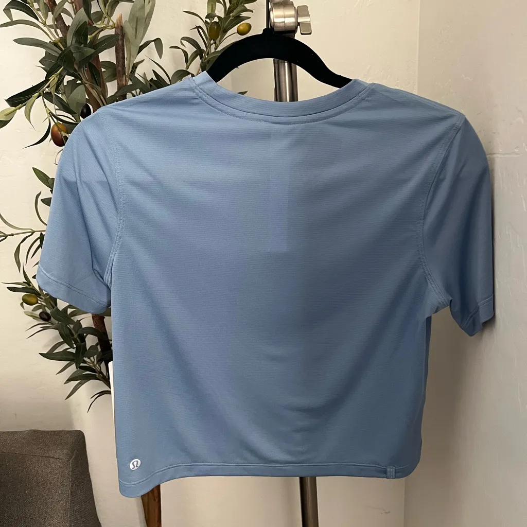 New Lululemon Ultralight Waist-Length T-Shirt - Image 5