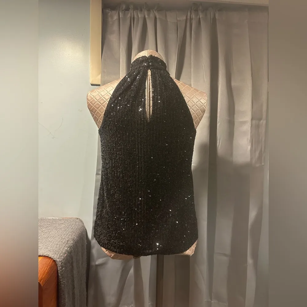 Halogen Sparkly Black Sequin Halter Neck Top XS Nordstrom Flirty Key Hole Back - Image 5