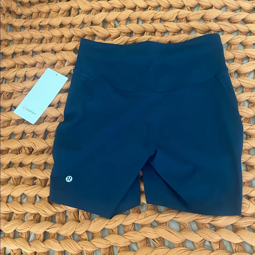 Lululemon Base Pace High Rise Short 6” True Navy - Image 3