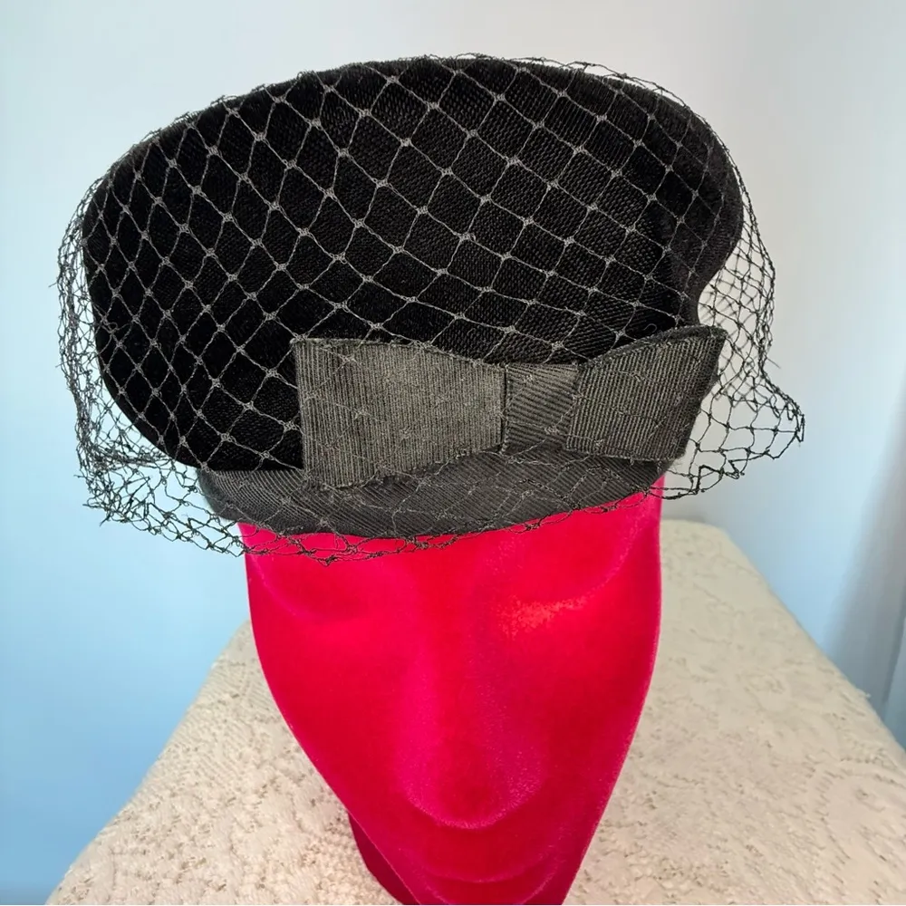 Vintage Elegant Black Veiled Hat Union Made in the USA Size 6 - Image 12