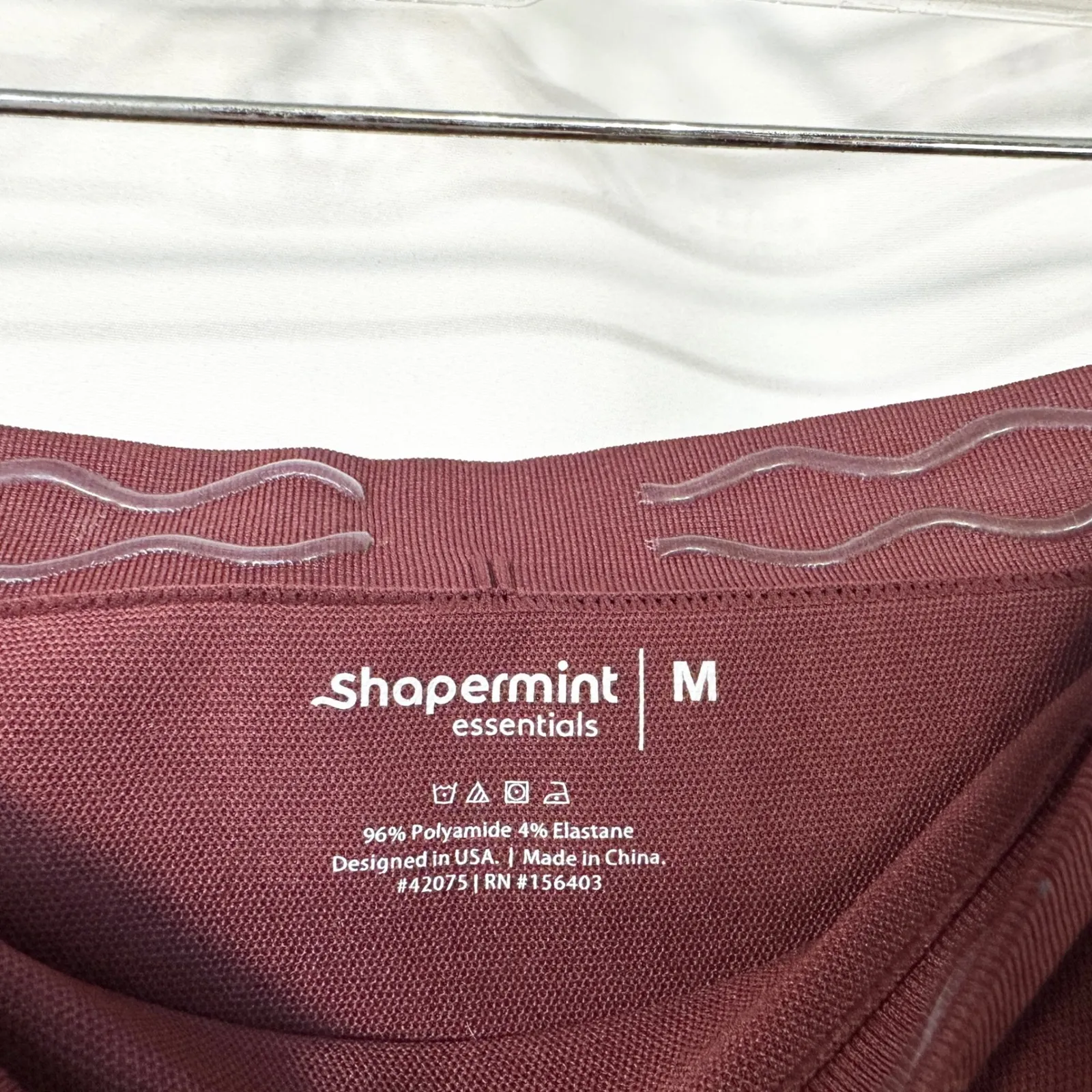 Shapermint Medium Shapewear Leggings Shaping Seamless Red Tummy Thighs 1541‎ - Image 7