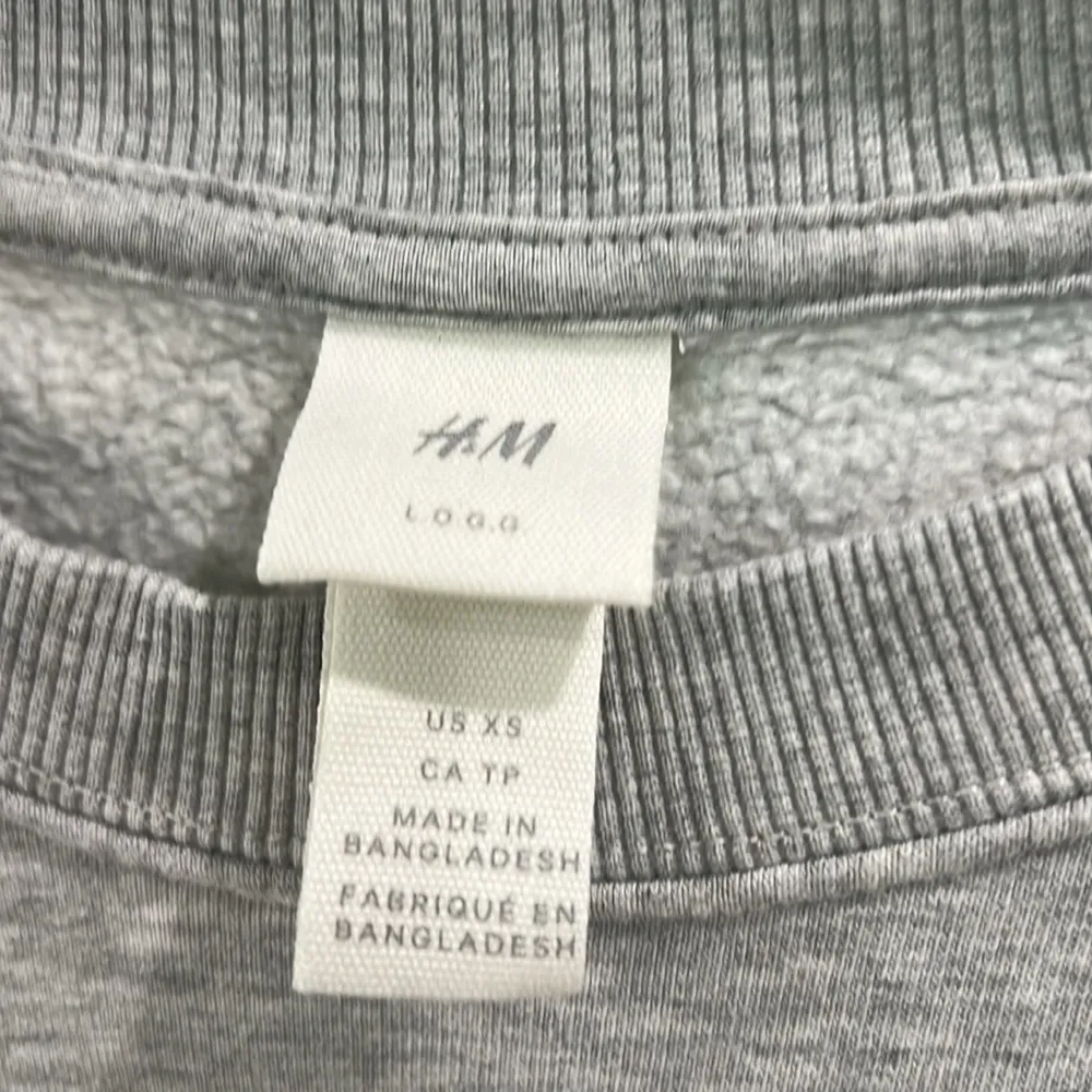 H&M graphic sweatshirt - Image 2